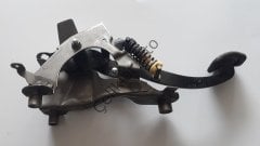 Debriyaj Pedalı Megane 3 Fluence 465030061R