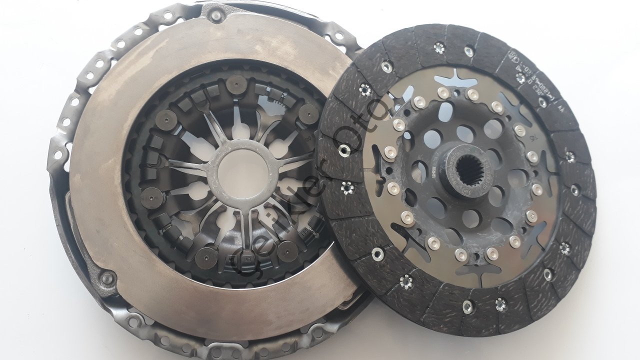 Debriyaj Seti Megane 2 2,0 16V F4R 302053536R