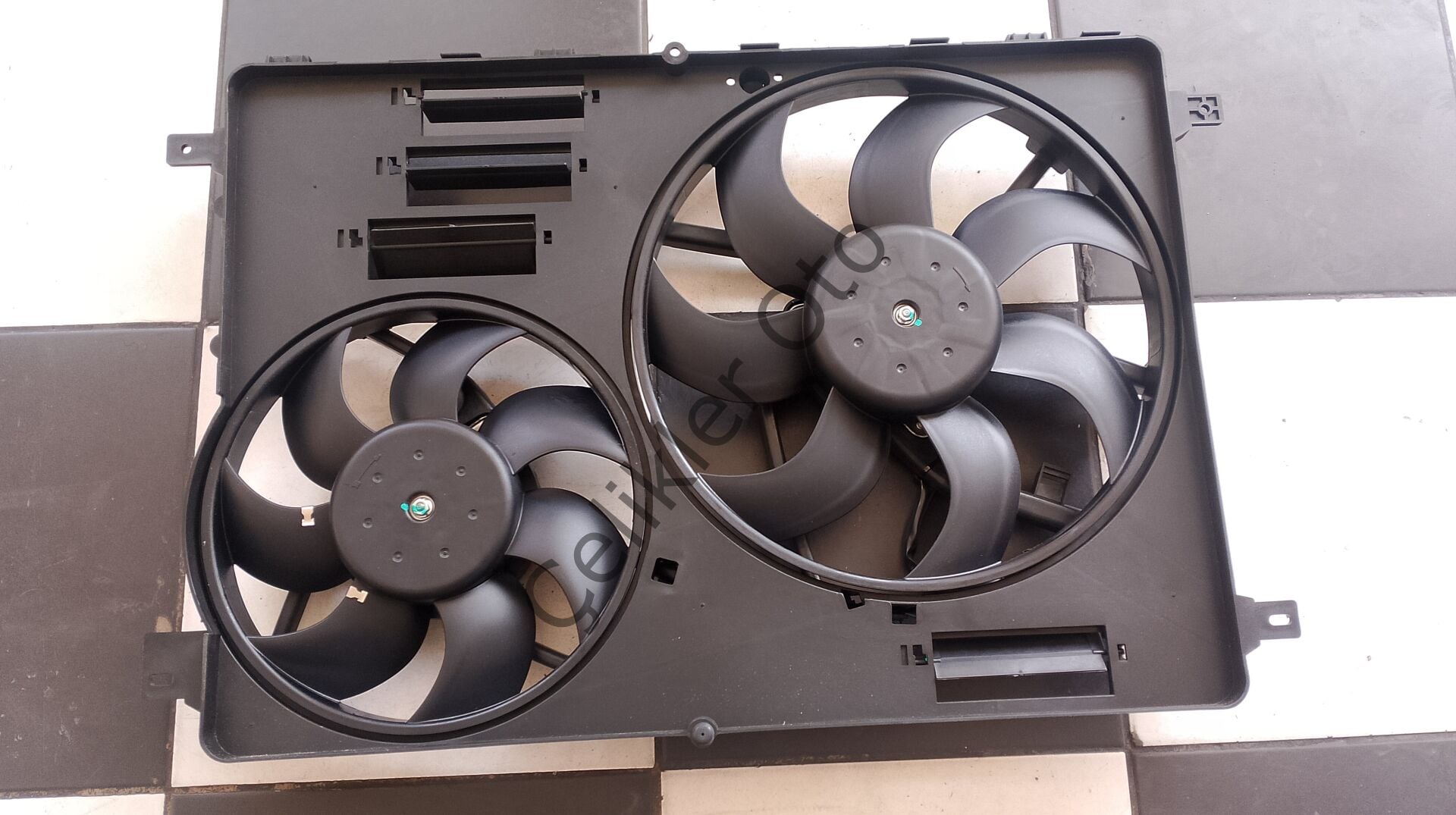 Fan Motoru S60 V60 S80 V70 XC60 31338823