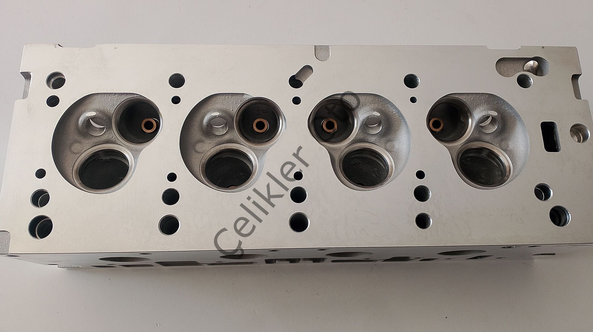 Silindir Kapağı Clio R9 R19 Kango 1,4 8V 8200476217