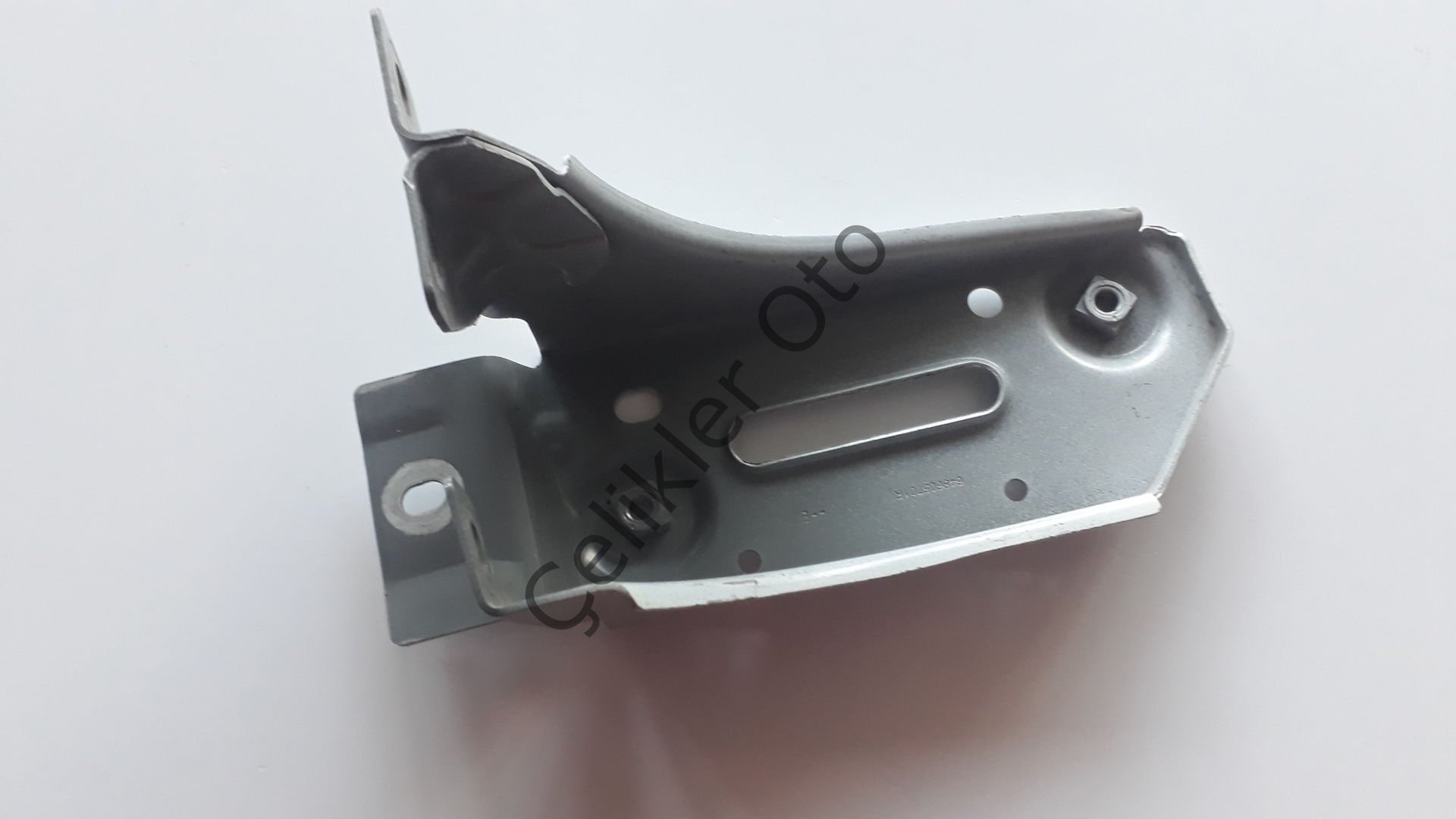 Akü Kaset Tutucu Master 2,3Dci 648605701R