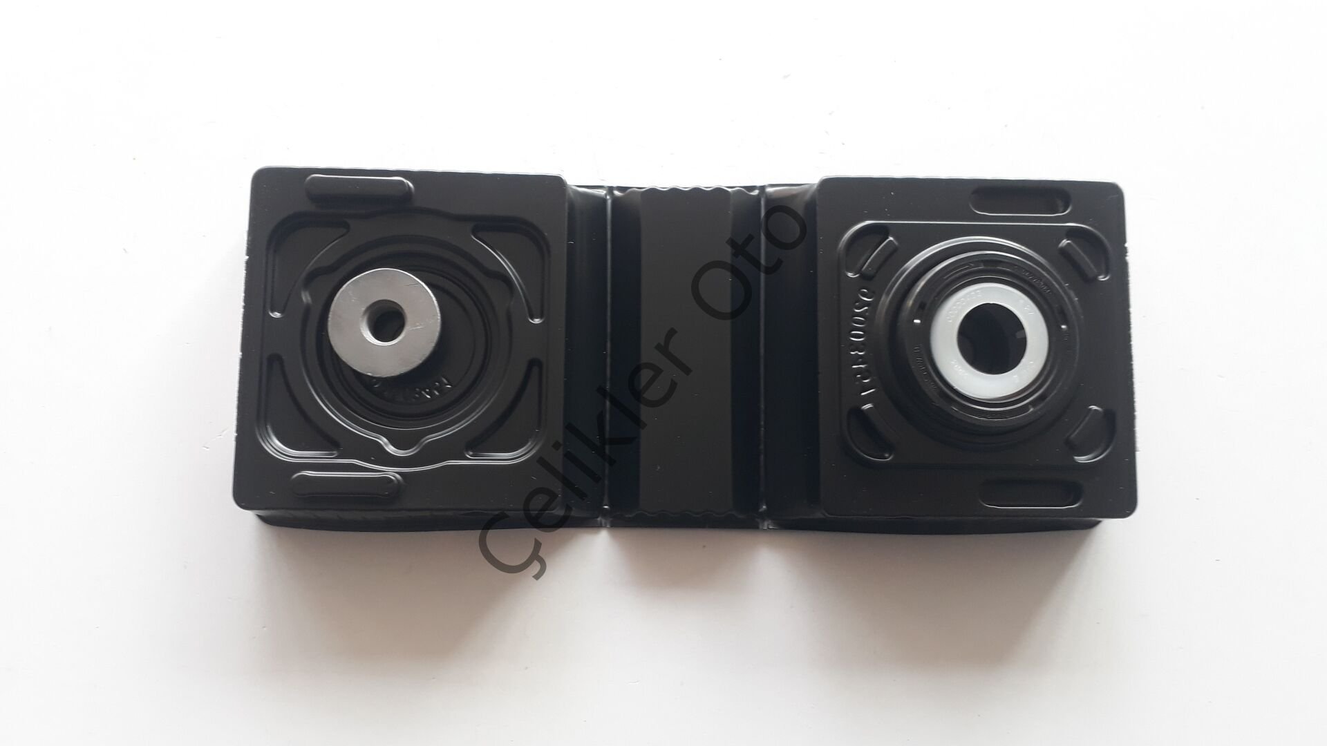 Eksantrik Keçesi Clio Kango Megane Laguna 7701478550