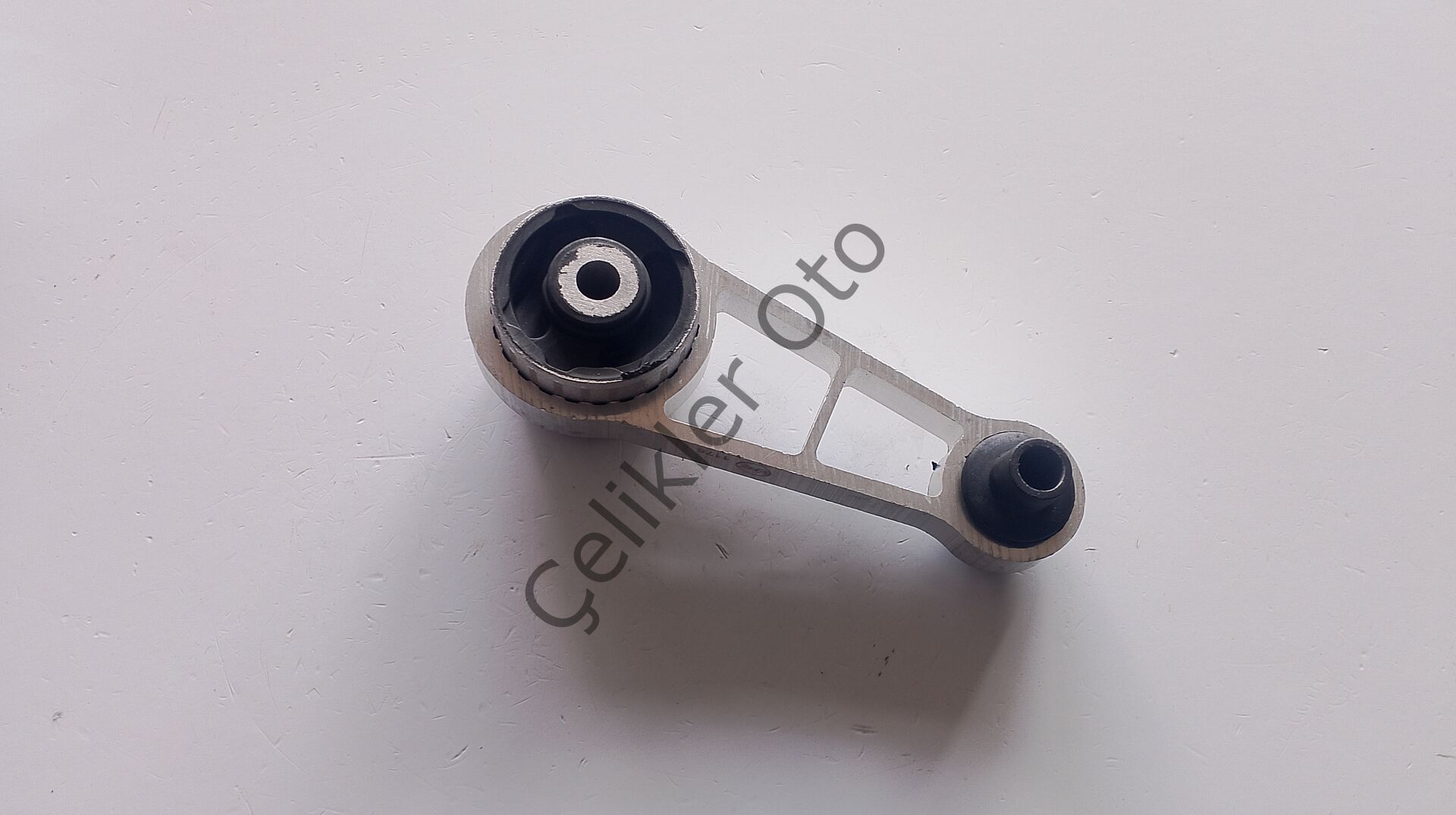 Motor Alt Takozu Clio Kango 7700415095