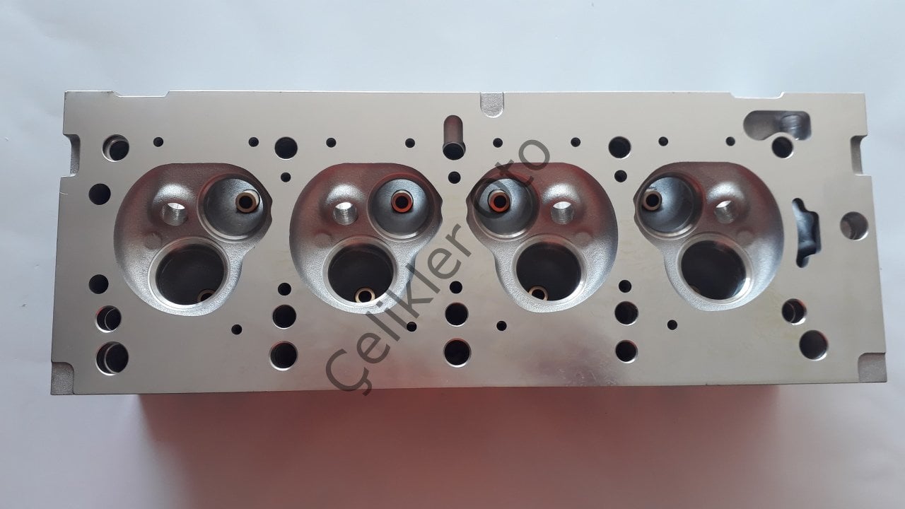 Silindir Kapağı Dacia Logan Clio Megane 1,4 1,6 8V Dik Kanal 7701472681