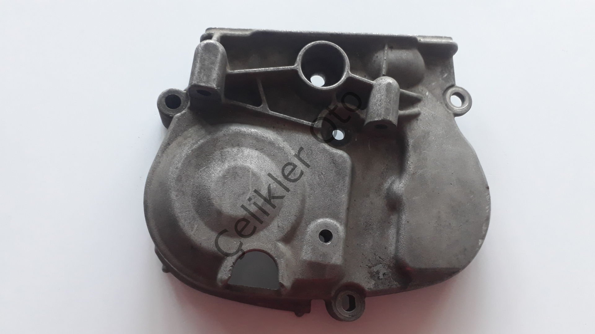 Renault Clio Motor Ön Kapak 1,6 16V K4M 8200417594
