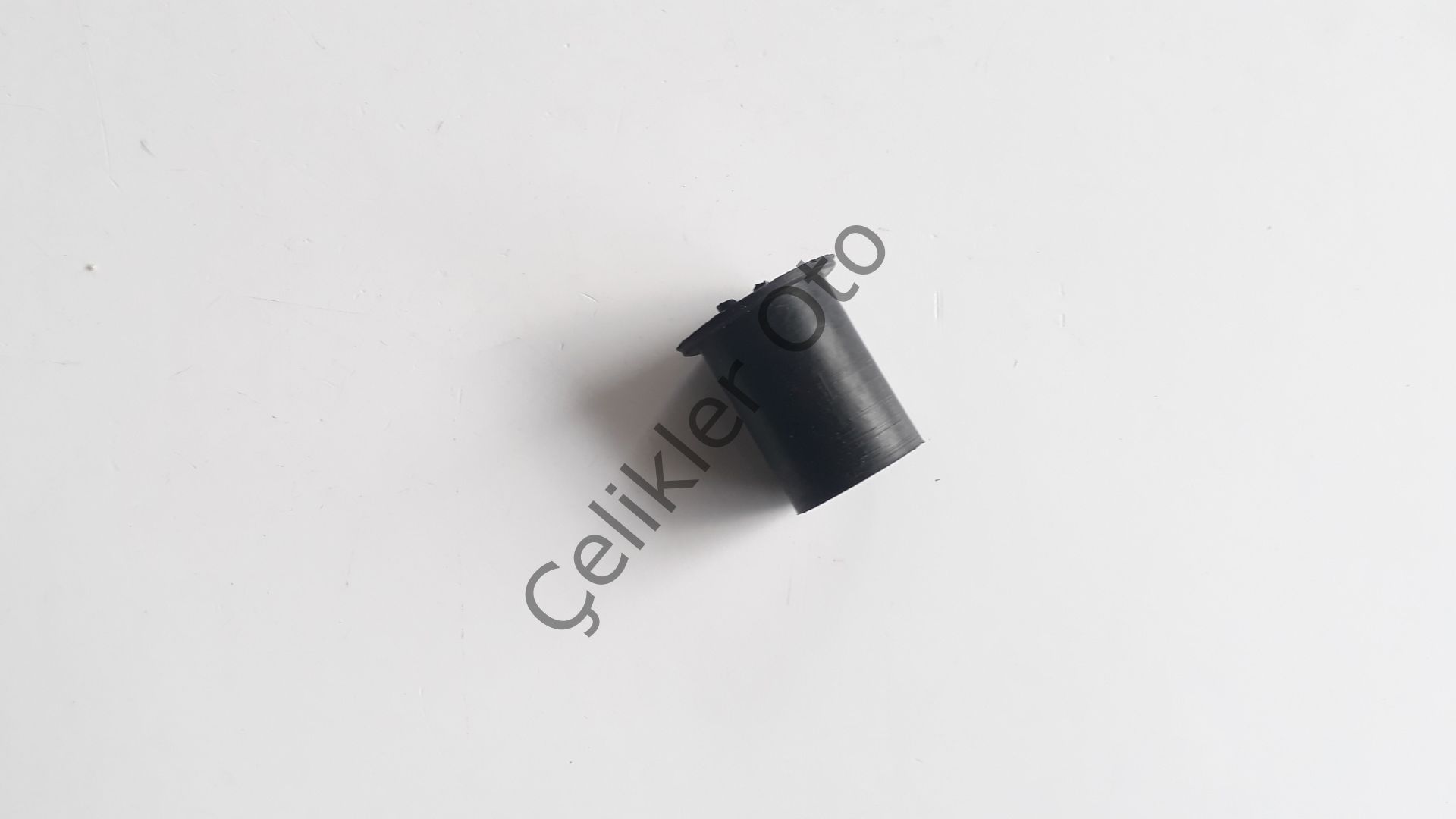 Radyatör Yan Takozu Renault Fluence Megane 3 215060009R