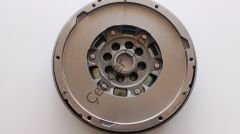 Debriyaj Volanı S40 V50 C30 S80 V70 2,0Dizel 30725309